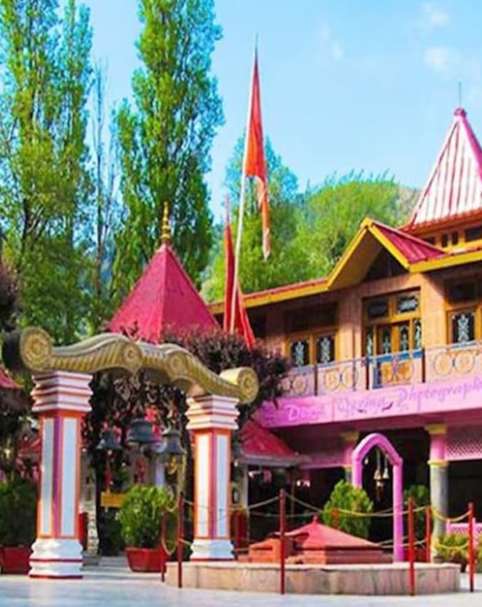 नैना देवी मंदिर हिमाचल प्रदेश