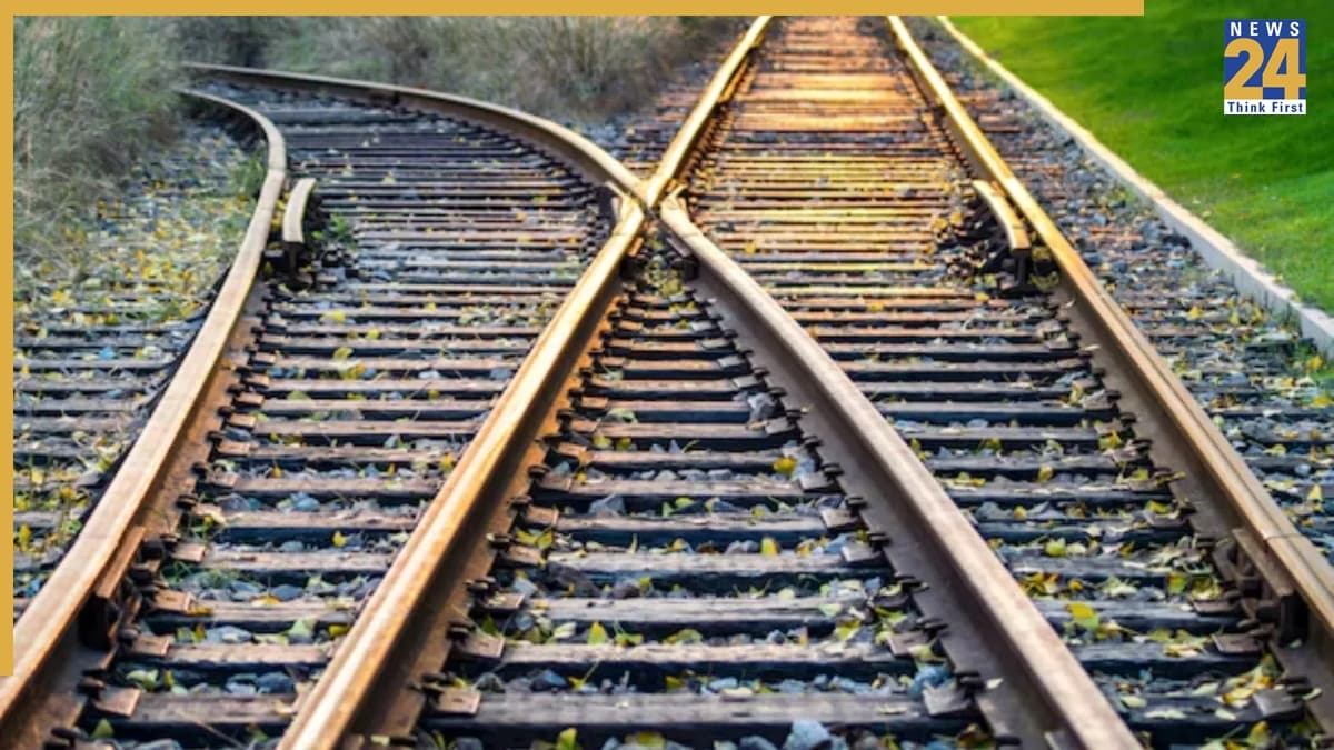 Railway lines and railway tracks