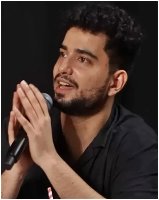 लोगों में भी चर्चा