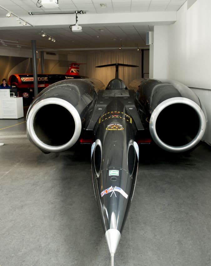 दुनिया की सबसे तेज कार-ThrustSSC