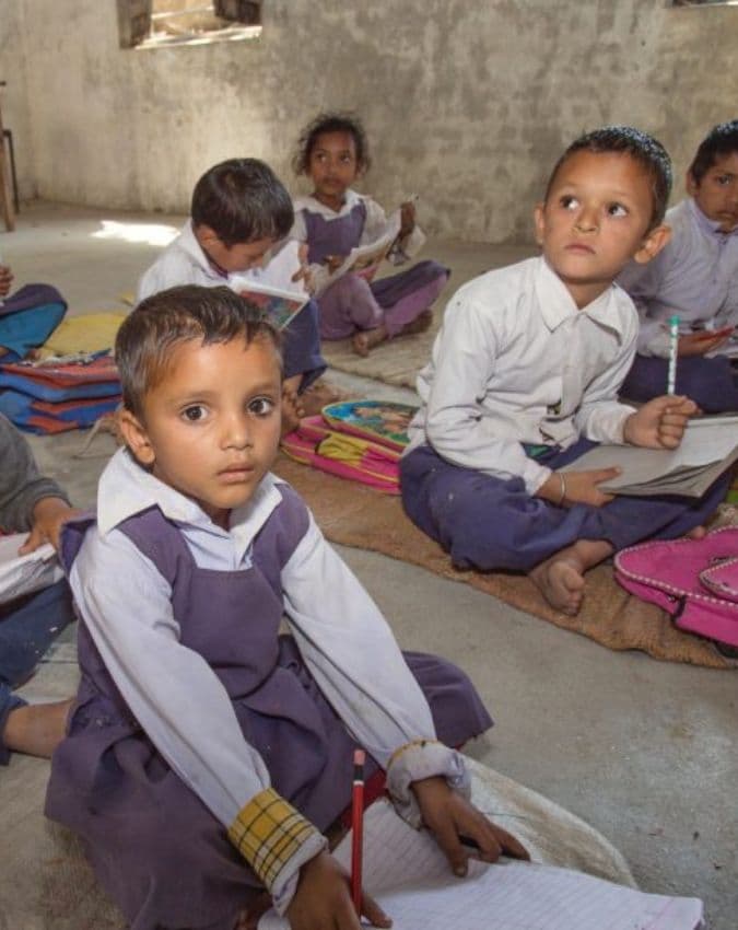 सबसे कम साक्षर जिले