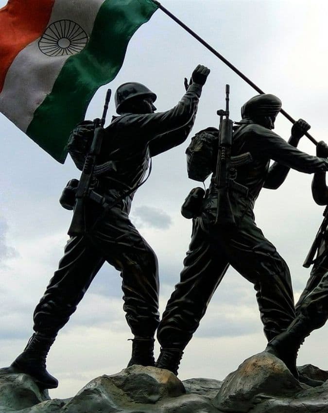 तीनों सेनाओं में तालमेल पर जोर
