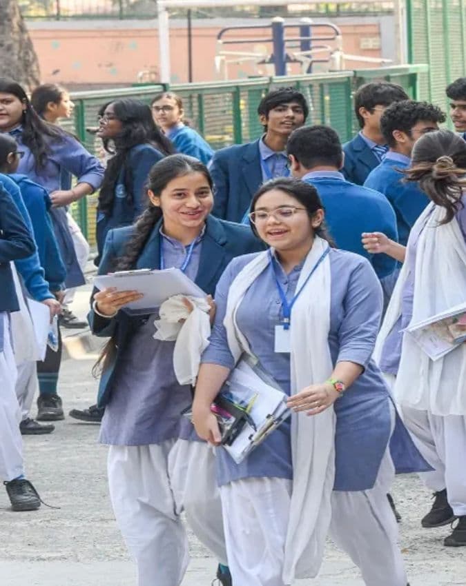 छात्रों को रिजल्ट का इंतजार