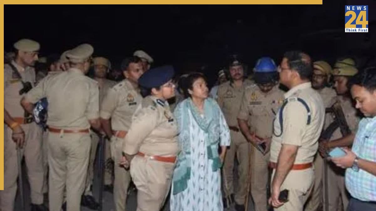 आंबेडकर जयंती पर झड़प के बाद कानून-व्यवस्था पूरी तरह नियंत्रण में, डीएम-एसपी भारी पुलिस बल के साथ मौके पर डटे