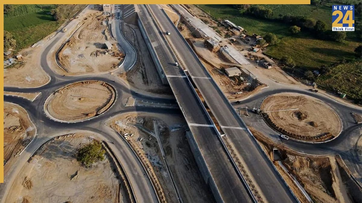 Which Indian State Has 15 Expressways Including the Widest One