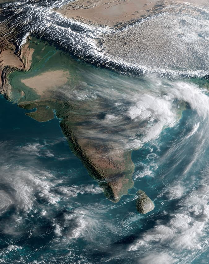 अरब सागर से हो रहा नमी का ट्रांसपोर्ट 