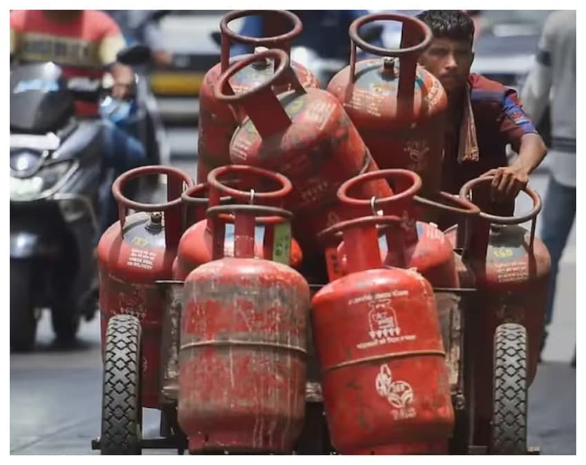 सरकार उठा रही है ₹380 प्रति सिलेंडर का घाटा