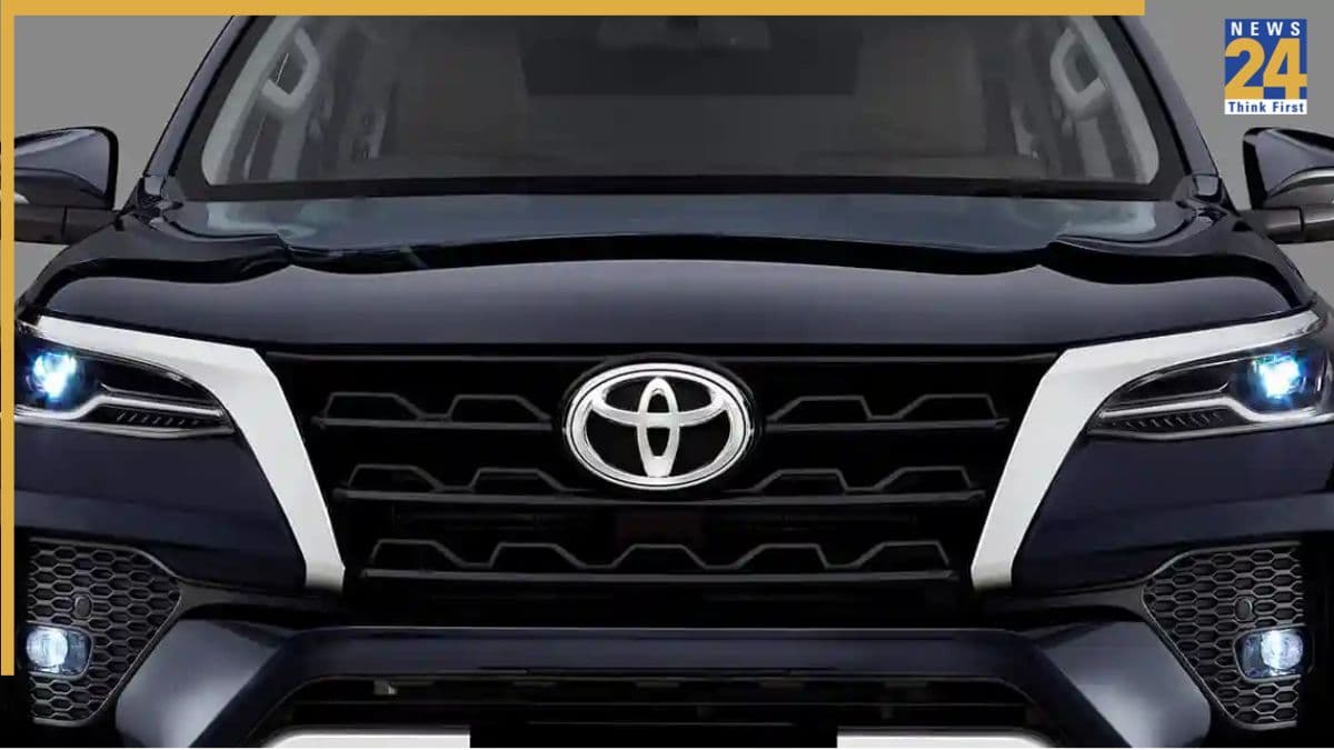 नई Fortuner से Electric MPV तक, Toyota लॉन्च करेगी 5 नई 7-सीटर गाड़ियां, यहां देखें डिटेल्स