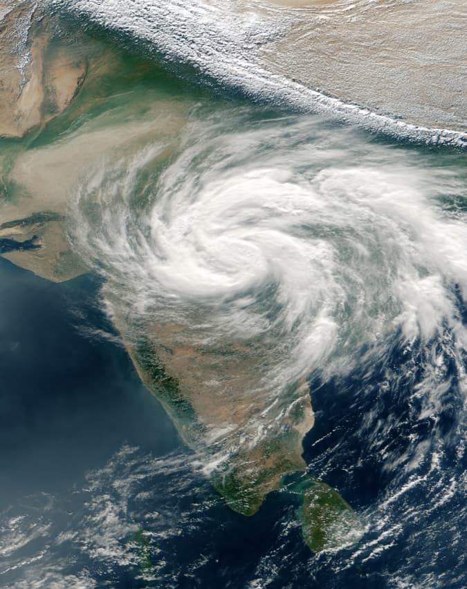 जलवायु परिवर्तन भी है कारण