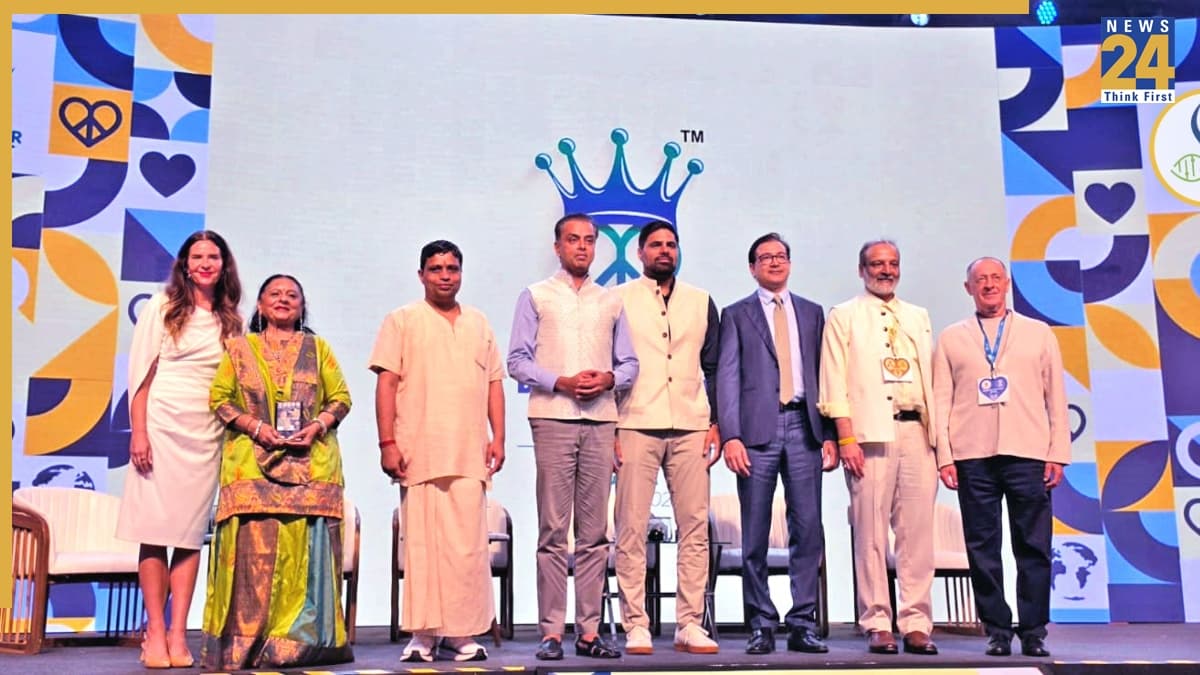 आचार्य बालकृष्ण “I AM PEACEKEEPER – Champion Health Award 2026” से सम्मानित