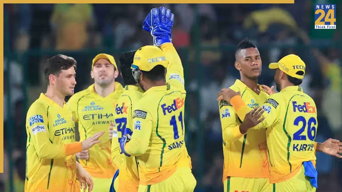इंजरी के कारण CSK का स्टार प्लेयर अचानक हुआ अगले मैच से बाहर, 'येलो आर्मी' ने दिया बड़ा अपडेट