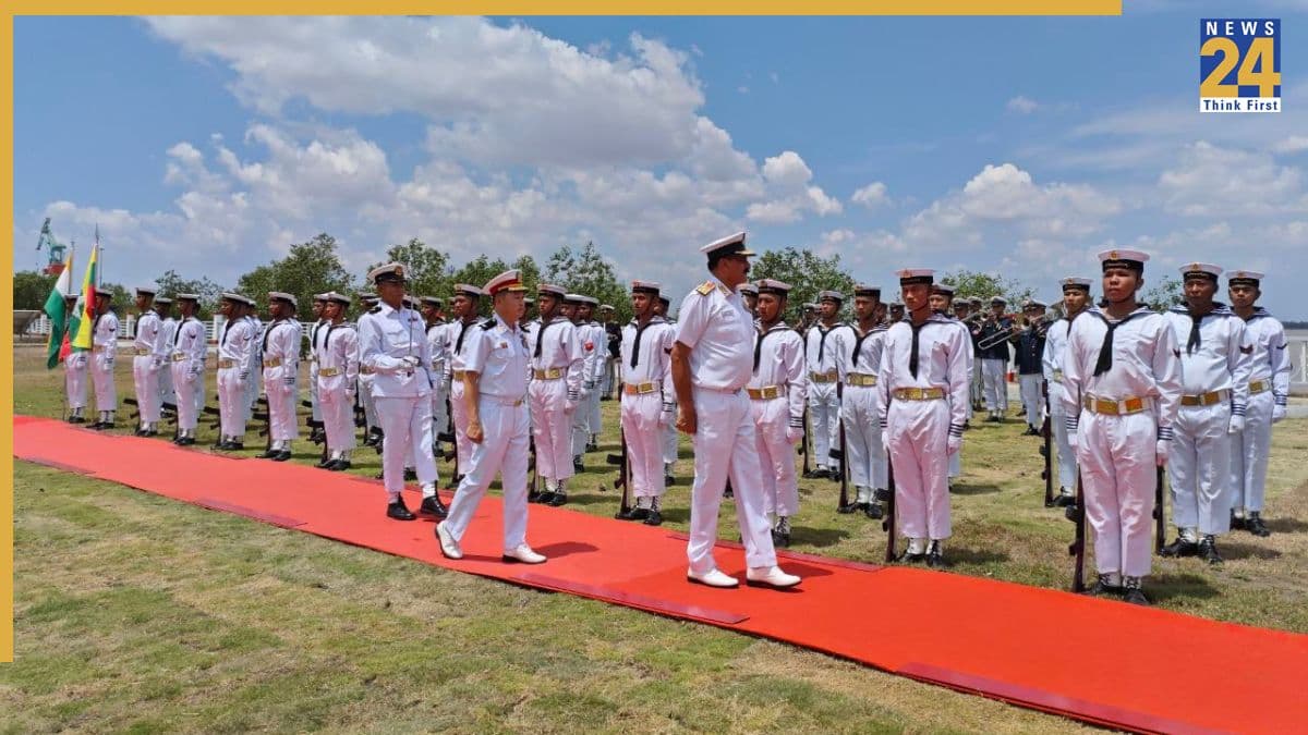 नेवी चीफ दिनेश त्रिपाठी का म्यांमार दौरा… हिंद महासागर में बढ़ेगी दोस्ती, ट्रेनिंग और सुरक्षा पर विशेष जोर
