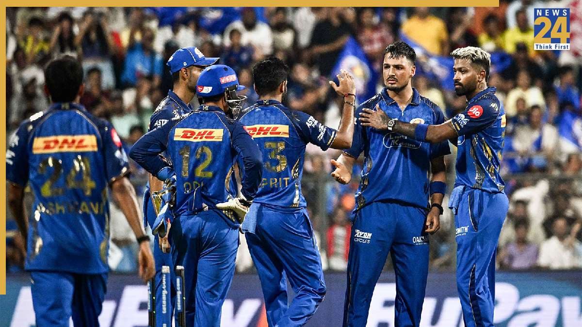 RCB vs MI: आरसीबी के खिलाफ मुकाबले में मुंबई बदल सकती है अपना कप्तान, प्लेइंग 11 में बड़ा बदलाव तय