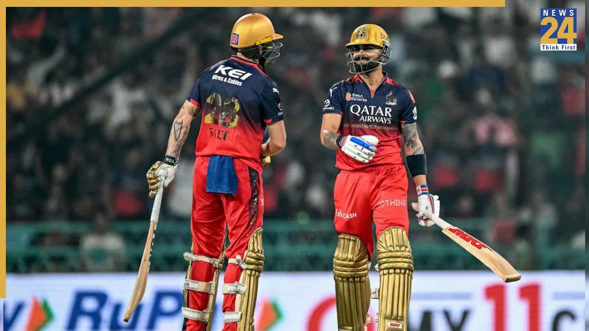 IPL 2026: RCB फैंस के लिए बुरी खबर, चोट के कारण लीग स्टेज से बाहर हुआ स्टार ओपनर! वापसी को लेकर आया बड़ा अपडेट