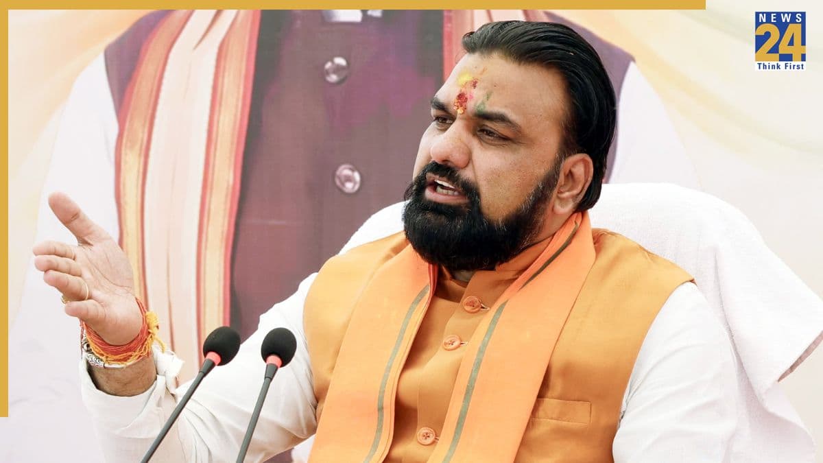 Bihar Police: टीम इंडिया के दो तेज गेंदबाज बनेंगे बिहार पुलिस में DSP, सम्राट सरकार का बड़ा फैसला