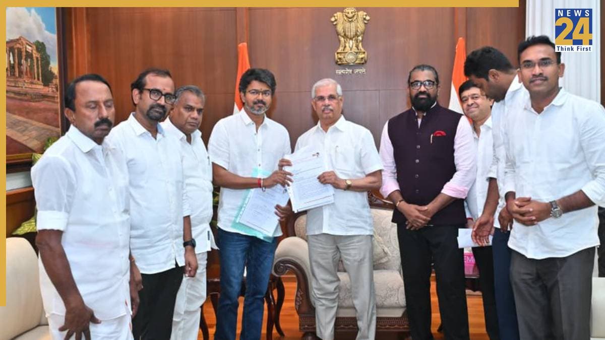 तमिलनाडु में विजय को तगड़ा झटका, TTV दिनाकरण ने कराई FIR, आरोप- राज्यपाल को दिया फर्जी समर्थन पत्र