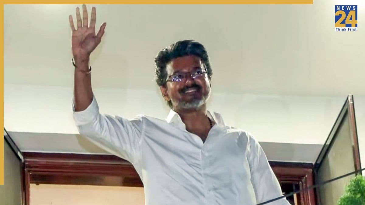 द्रविडों की ना गले दाल, विजय ने पहले ही चल दी बड़ी 'चाल'; तमिलनाडु में सियासी ट्विस्ट