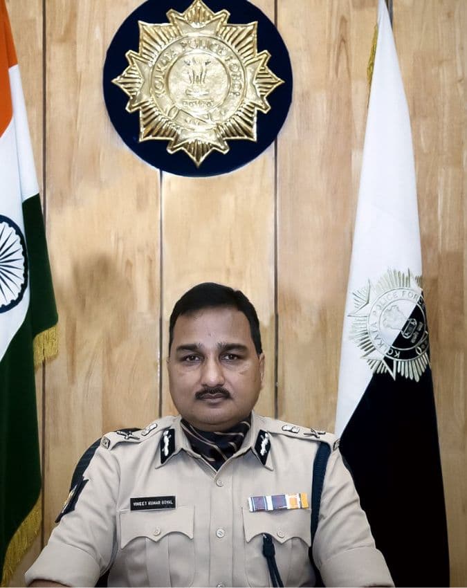 कौन हैं विनीत गोयल?