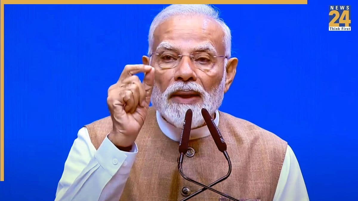 PM मोदी ने मंत्रियों के साथ की महाबैठक, मिडिल ईस्ट संकट समेत इन बड़े मुद्दों पर बनी रणनीति