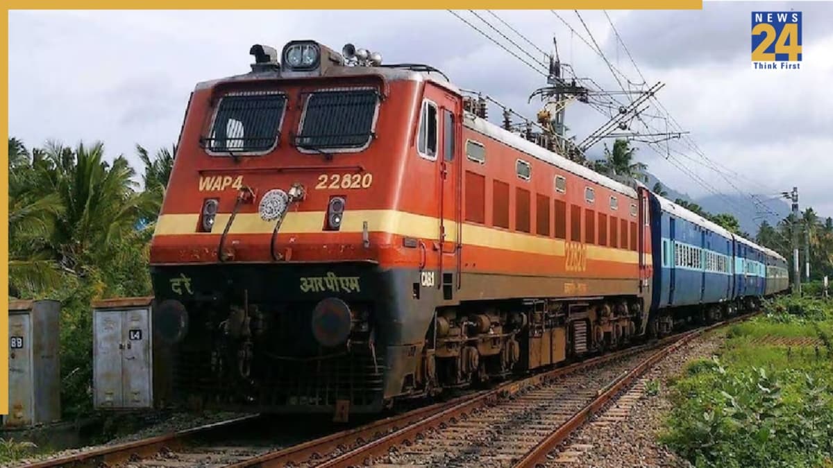 सात घंटे लेट हुई ट्रेन तो मिला 1.3 लाख का हर्जाना, जानें क्या कहते हैं रेलवे के नियम?