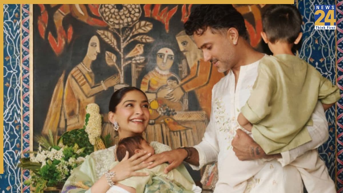 क्या है Sonam Kapoor के दूसरे लाडले बेटे का नाम? एक्ट्रेस ने फोटोज शेयर कर दिखाई नन्हे राजकुमार की झलक
