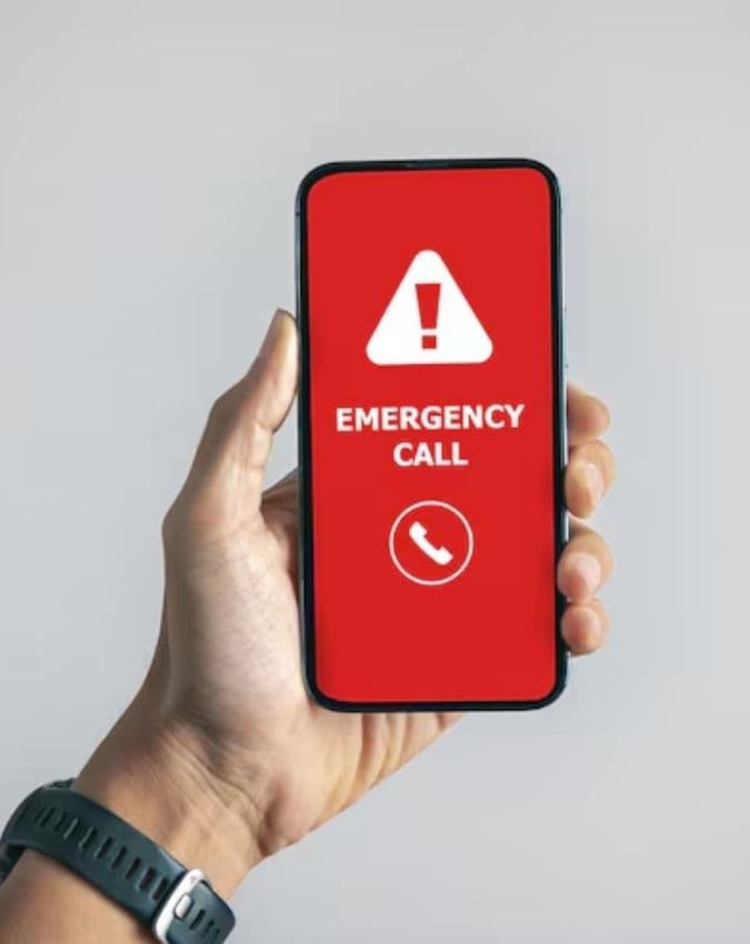 Emergency SOS फीचर 
