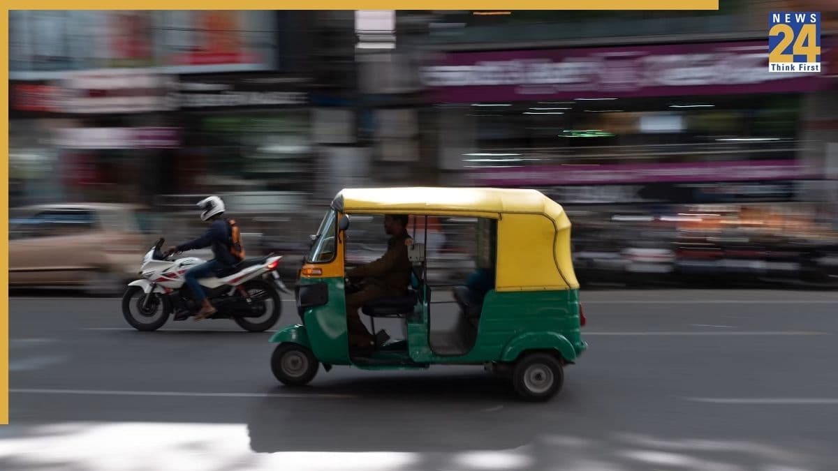 ऑटो में सिर्फ 3 पहिए ही क्यों होते हैं 4 क्यों नहीं? असली वजह जानकर चौंक जाएंगे आप
