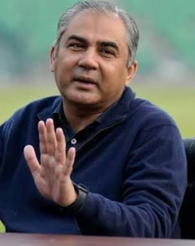 नकवी का बड़ा फैसला