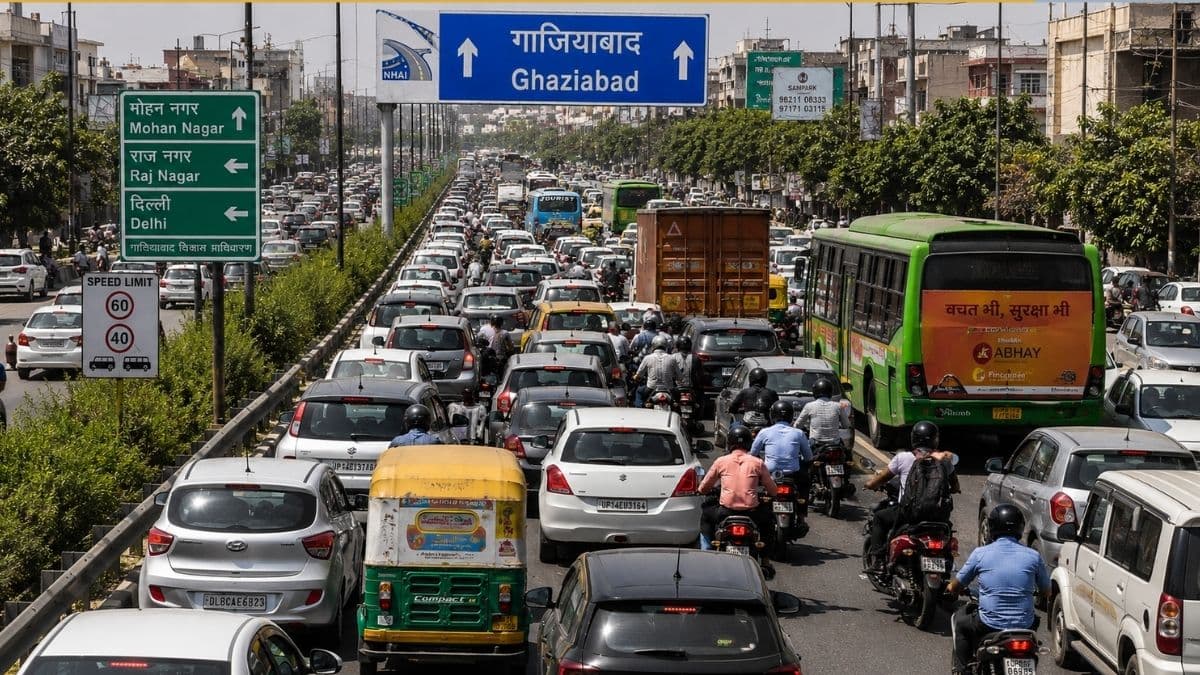 गाजियाबाद की सड़कों पर इस दिन लगेगा लंबा जाम! घर से निकलने से पहले जरूर पढ़ें ट्रैफिक एडवाइजरी