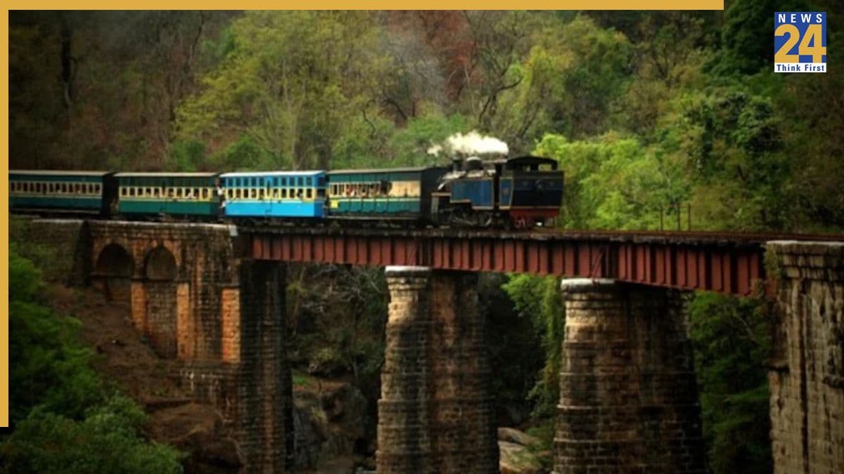 हिमाचल में फिर से मिलेगा सबसे लंबी टॉय ट्रेन का मजा! 40 रुपये में 164 KM का खूबसूरत सफर; जानिए कैसे घूम सकते हैं आप
