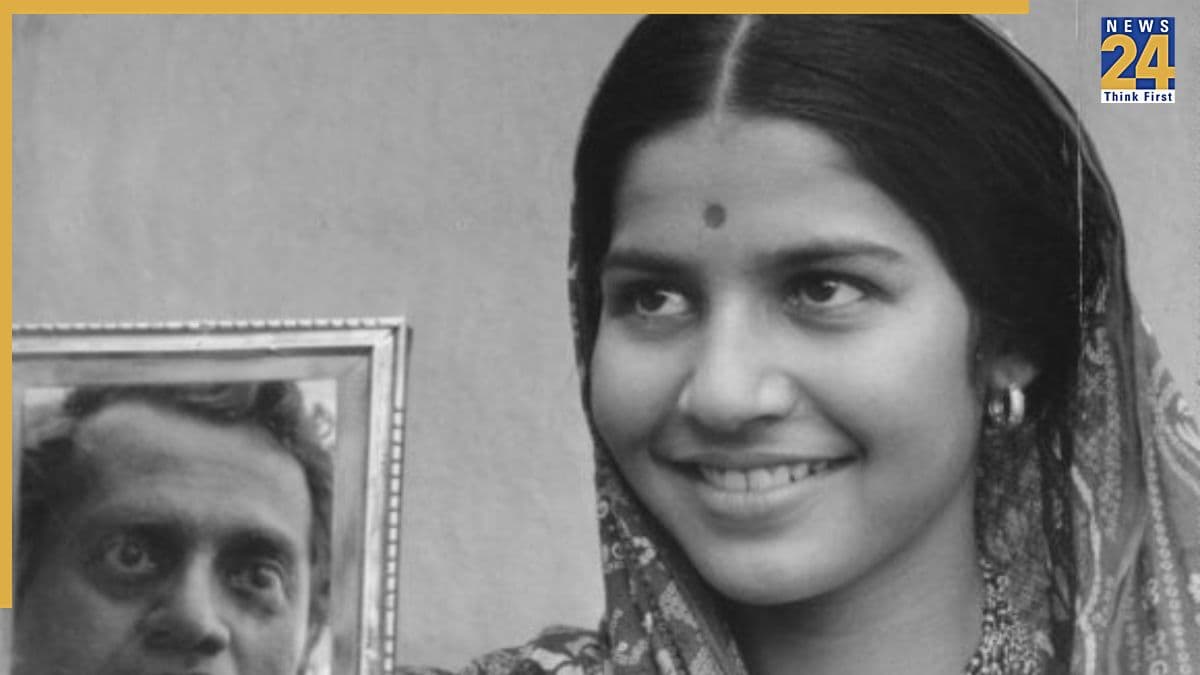 60 की उम्र में Facebook पर मिला प्यार, 75 दिनों में रचाई शादी, कौन हैं 'दादी-नानी' का रोल करने वाली ये एक्ट्रेस?