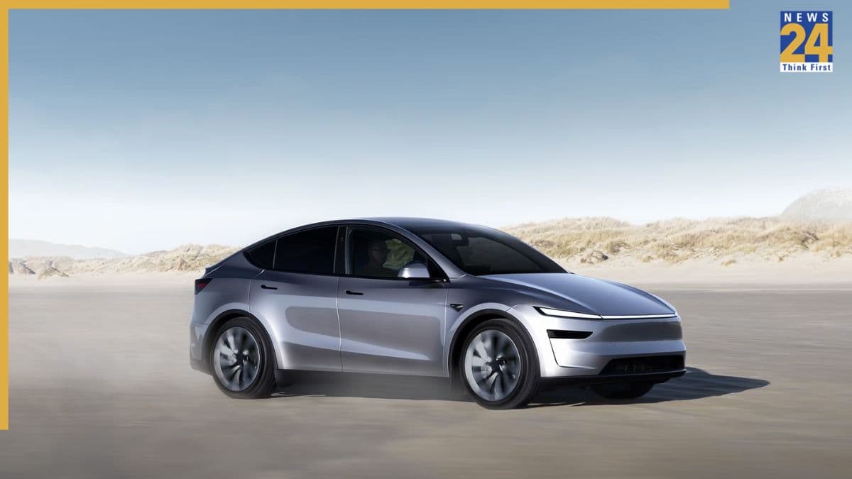 Tesla vs BMW vs Mercedes: टेस्ला ने मचा दी खलबली! 9 लाख सस्ती हुई Model Y, अब BMW-Mercedes की बढ़ी टेंशन