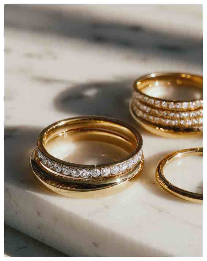 18 Karat Gold Price: डायमंड और लाइटवेट ज्वेलरी का भाव