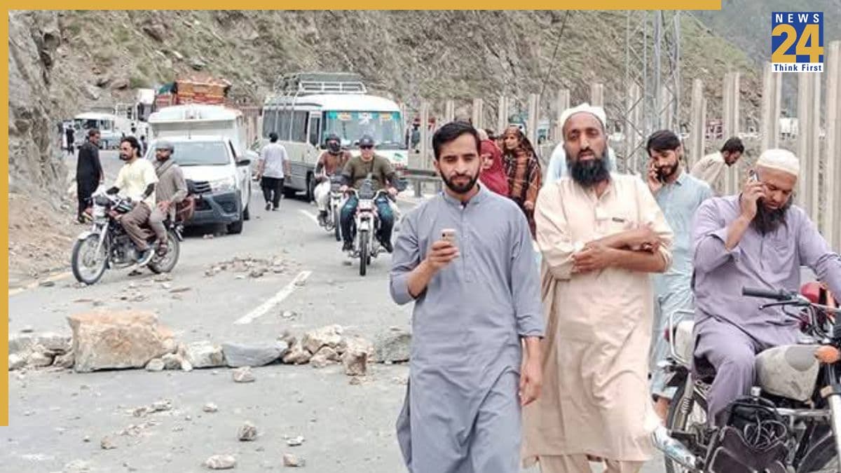PoK में भड़का जनआक्रोश, रावलाकोट, कोटली, मुजफ्फराबाद में बंद और विरोध प्रदर्शन; सेना की गोलीबारी में कई घायल