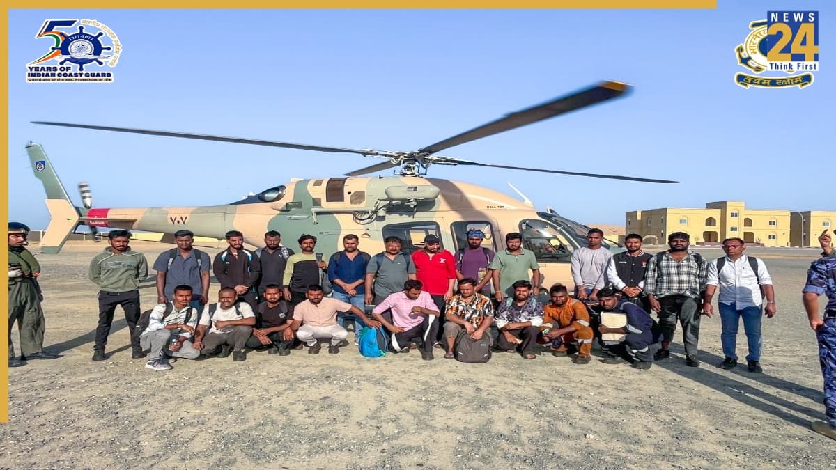 मिडिल ईस्ट में ओमान तट के पास टैंकर पर मिसाइल अटैक, चालक दल के 24 भारतीय सदस्यों को बचाया गया सुरक्षित