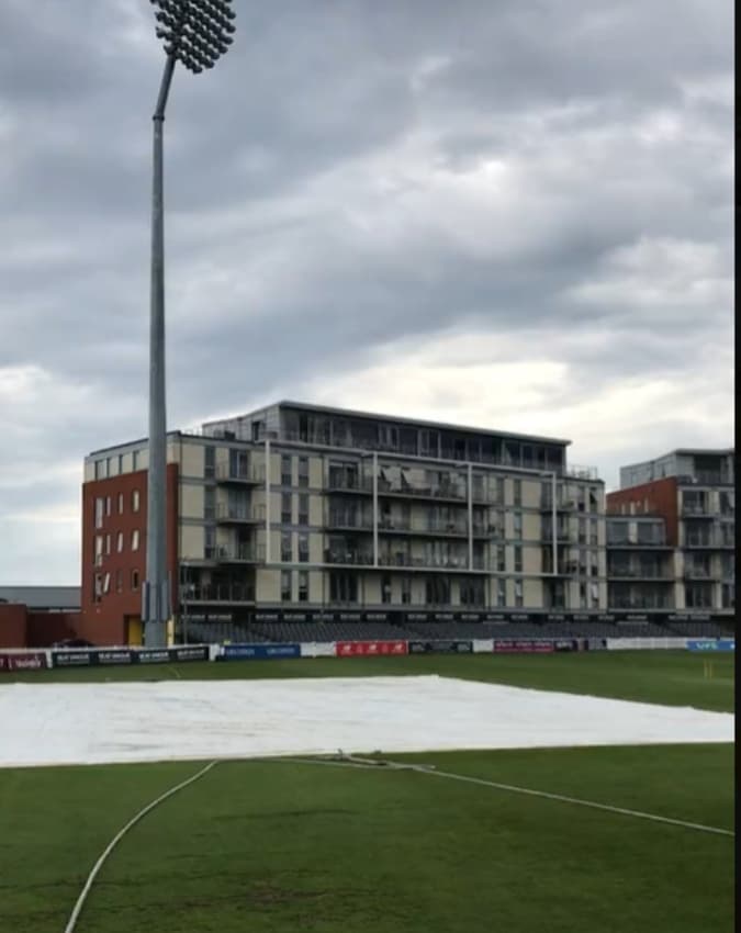 अय्यर पहली जीत की तलाश में