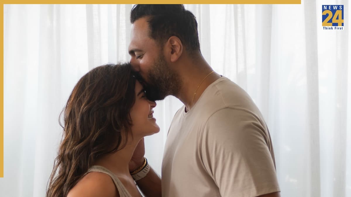 Karishma Tanna बनीं मां, बेटे को दिया जन्म, शेयर किया पोस्ट