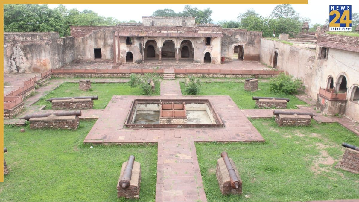 400 साल पुरानी सिंधिया रियासत की तोप चोरी, 3-5 करोड़ थी कीमत, 3000 किलो था वजन