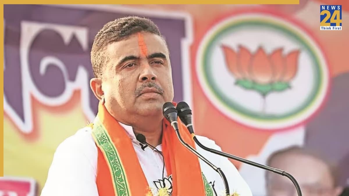 सावन में शिव मंदिर जाने वाले तीर्थयात्रियों पर हर सोमवार को हेलीकॉप्टर से बरसेंगे फूल, CM सुवेंदु ने किया ऐलान