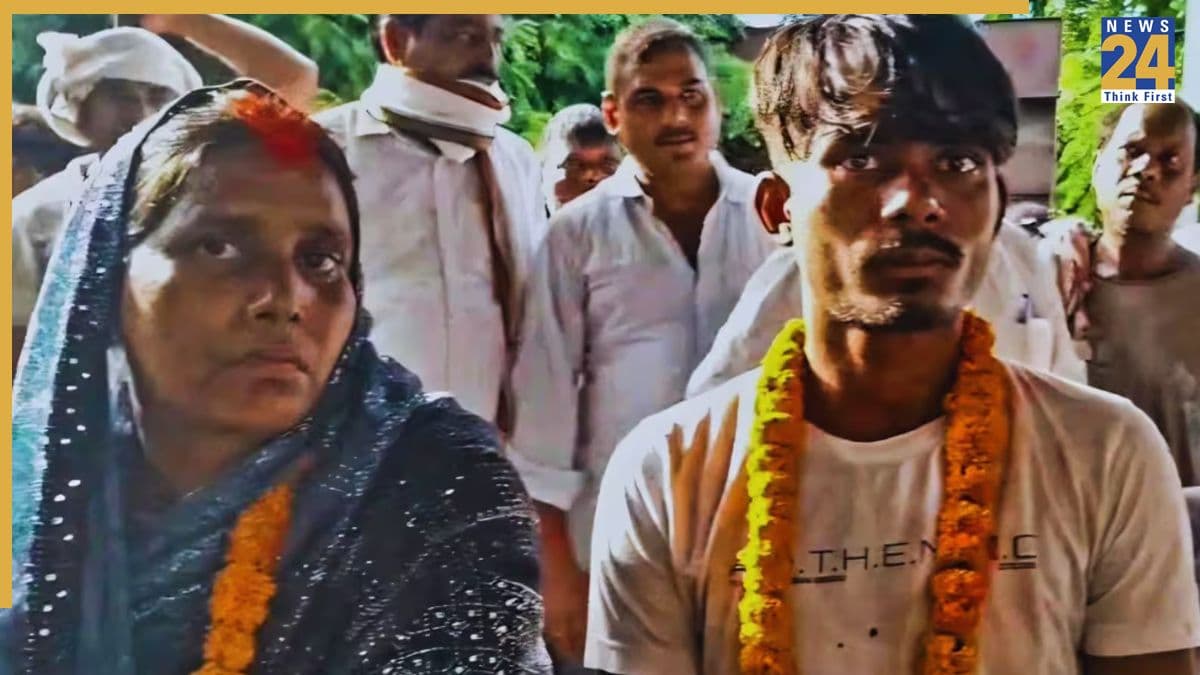 ट्रेन में मूंगफली बेचने वाले से हुआ 3 बच्चों की मां को प्यार, पति ने ही उनकी करवा दी शादी