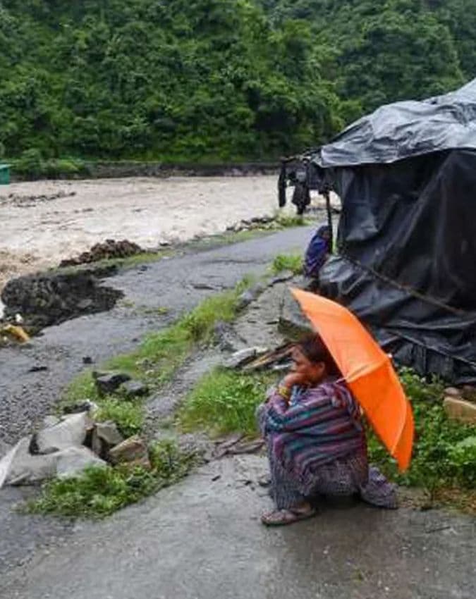उत्तराखंड और हिमाचल में खतरा बढ़ा