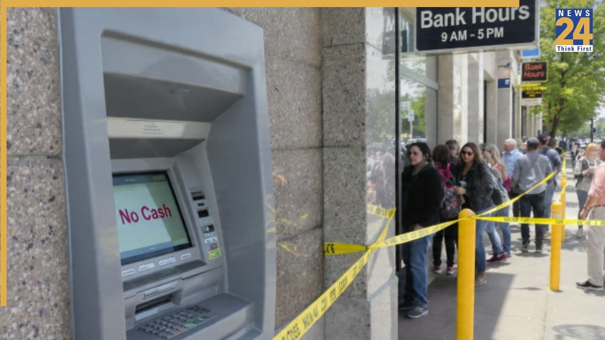 Alert! ATM के बाहर फिर लग सकती है लंबी लाइन, होने वाली है कैश की किल्लत! तुरंत पढ़ लें यह जरूरी खबर