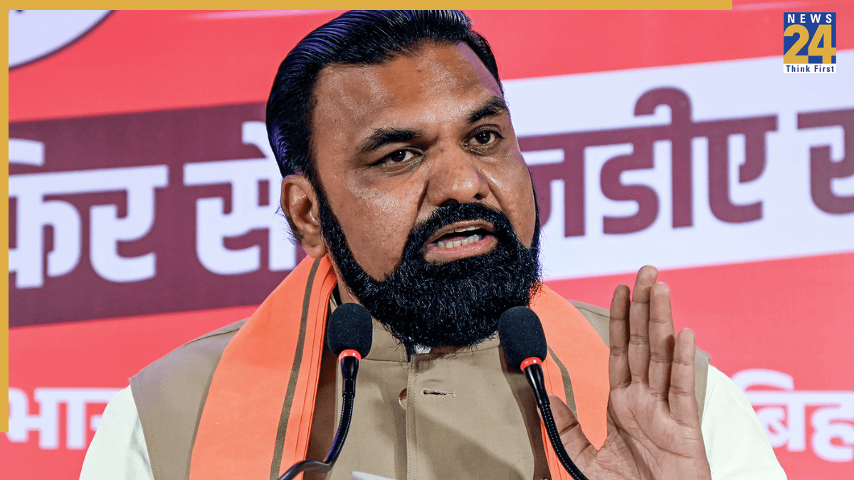बिहार सरकार का बड़ा फैसला, अब नहीं चलेगा 'साहब मीटिंग में हैं' वाला बहाना, 50 मिनट से लंबी बैठकों पर रोक