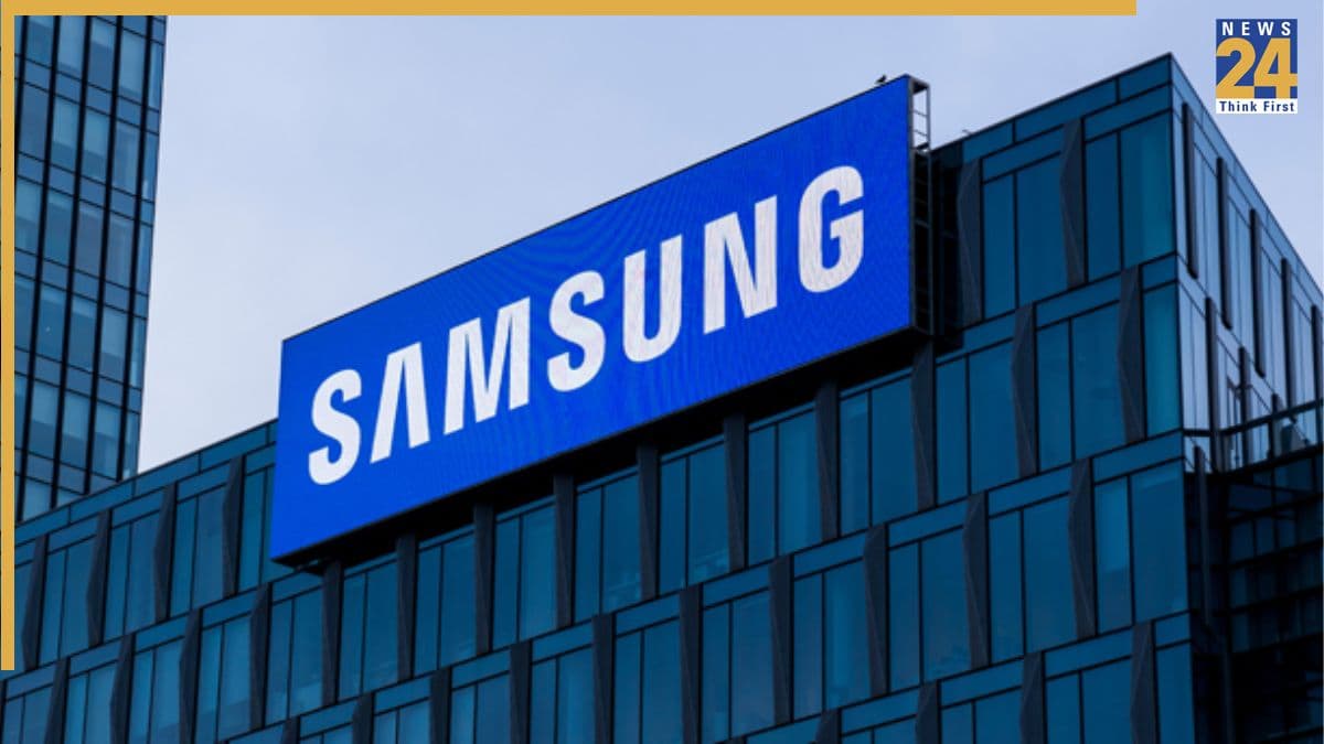 Samsung Layoff: सैमसंग ने द‍िया कर्मचारियों को तगड़ा झटका! सैकड़ों लोगों को नौकरी से निकाला, जानें कंपनी ने क्यों लिया इतना बड़ा फैसला
