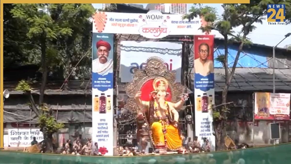 तिरुपति बालाजी के स्वरूप में दर्शन देंगे 'चिंचपोकली चा चिंतामणि', स्वर्णगिरि मंदिर थीम पर सजा ऐतिहासिक पंडाल