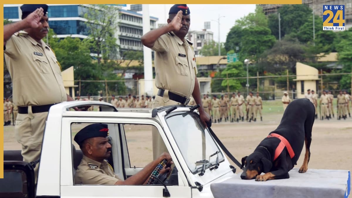 जिस हैंडलर के साथ दी 10 साल ड्यूटी, अब उसी के साथ कटेगी पूरी जिंदगी… महाराष्ट्र पुलिस के डॉग्स के लिए बड़ा फैसला