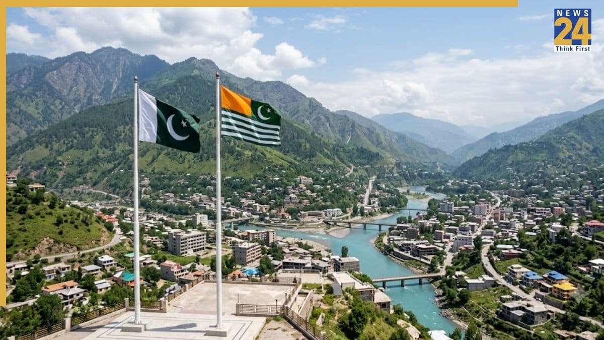 PoK में अलग PM क्यों रखता है पाकिस्तान? कौन चलाता है यहां की सरकार