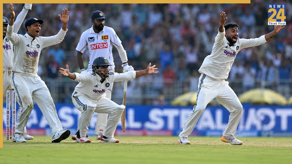 IND vs SL: आईसीसी ने अब श्रीलंका के प्रभात जयसूर्या को सुनाई सजा, अंपायर से असहमति जताना पड़ा भारी