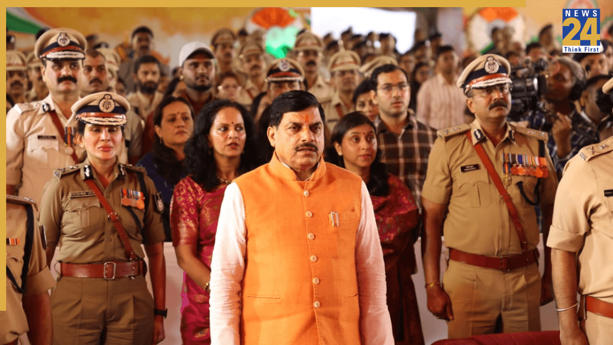 देशभक्ति, कर्तव्य और जनसेवा के प्रति समर्पण का सम्मान हैं सेवा पदक: मुख्यमंत्री डॉ. मोहन यादव
