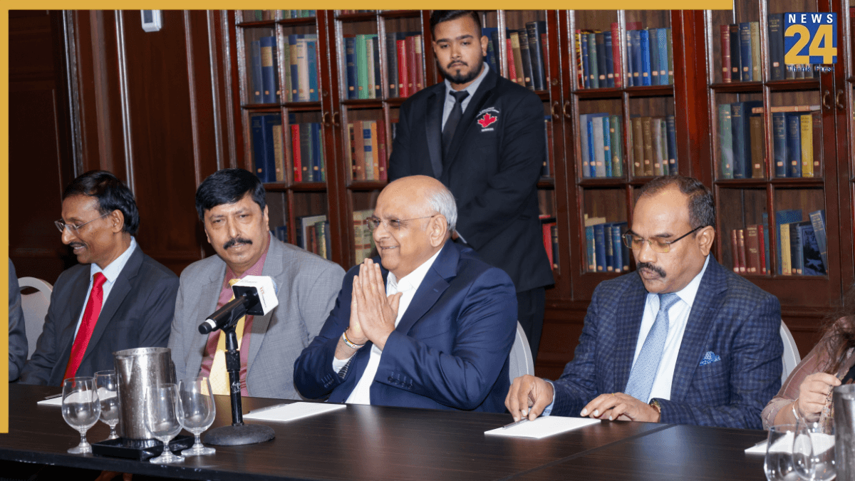 मुख्यमंत्री भूपेंद्र पटेल की टाई टोरंटो के उद्यमियों और कैनेडियन हिंदू चैंबर ऑफ कॉमर्स (सीएचसीसी) के साथ राउंड टेबल बैठकें हुईं